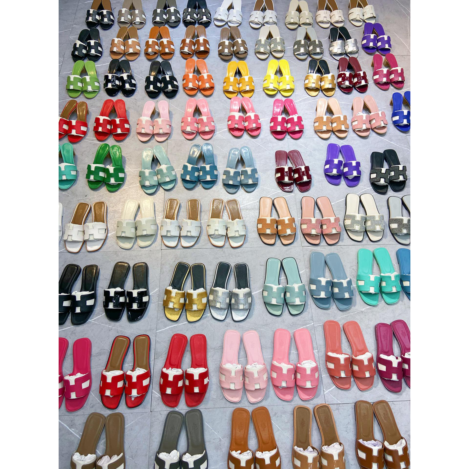 New Trendy Genuine Leather Women Black Flat Sandals - Image 3