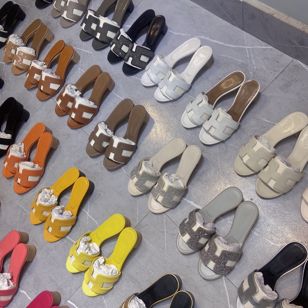 New Trendy Genuine Leather Women Black Flat Sandals - Image 5