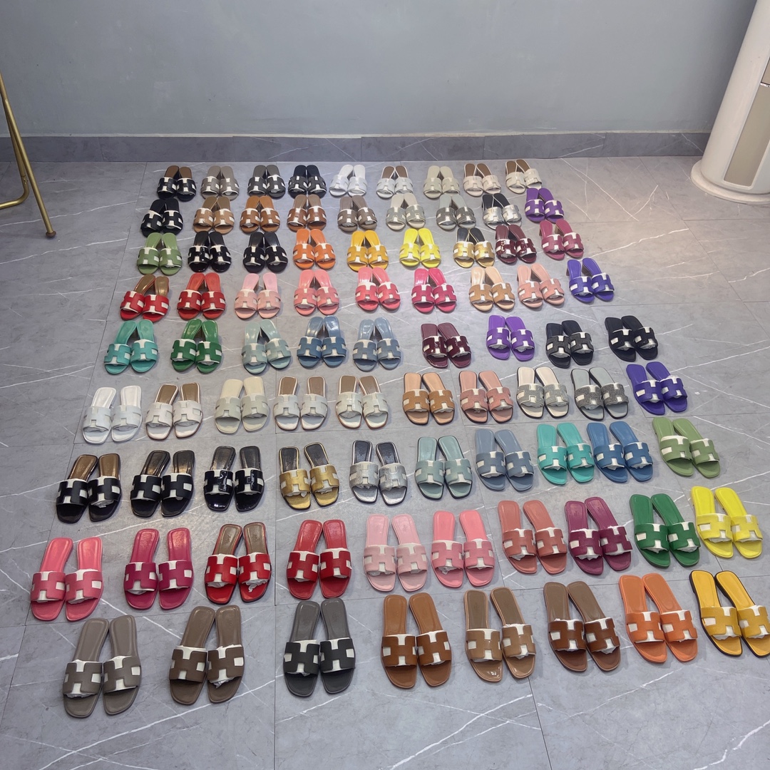 New Trendy Genuine Leather Women Black Flat Sandals - Image 6