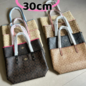 Wholesale Fashion City Zip Tote Bags