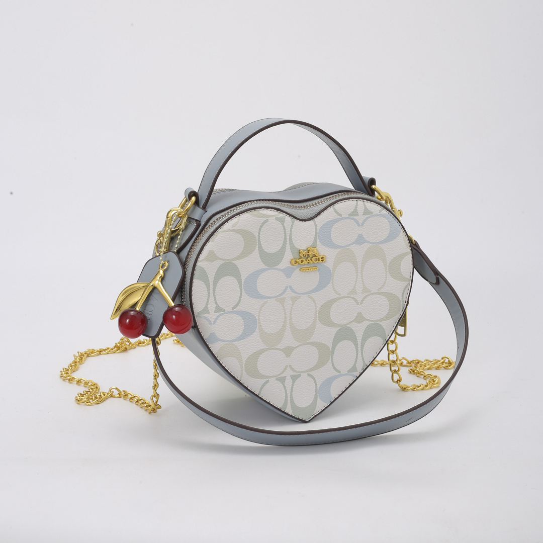 New Style Print Heart Crossbody Bags in Signature - Image 2