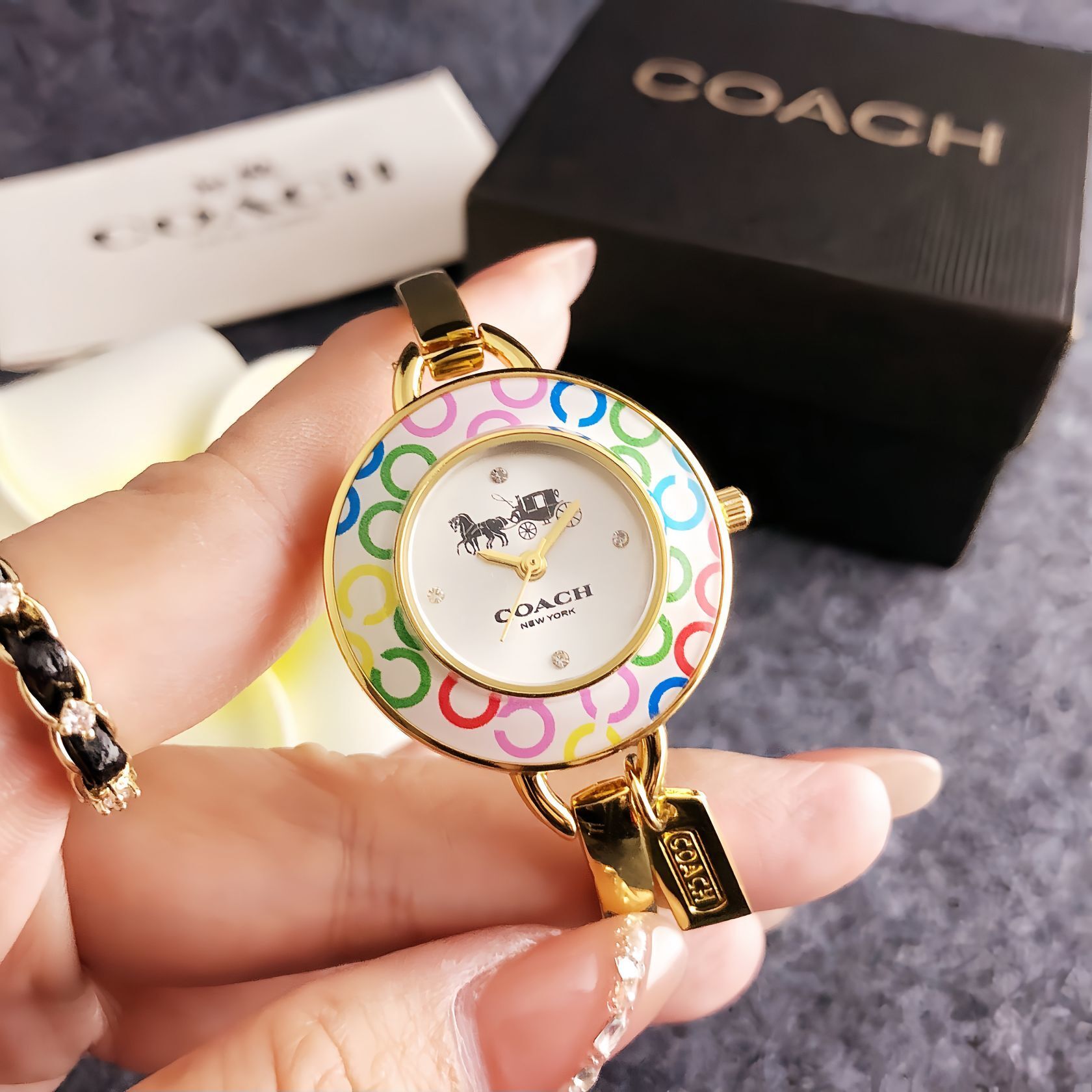 Fashion Brand Women's Wrist Watch 30mm Stainless Steel Watch - Image 3